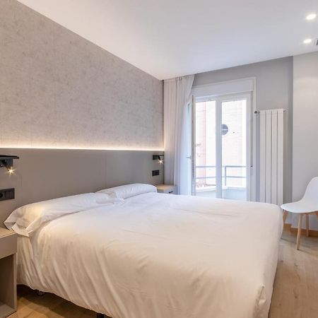 Eightrooms La Rioja Pension Λογκρόνο Εξωτερικό φωτογραφία