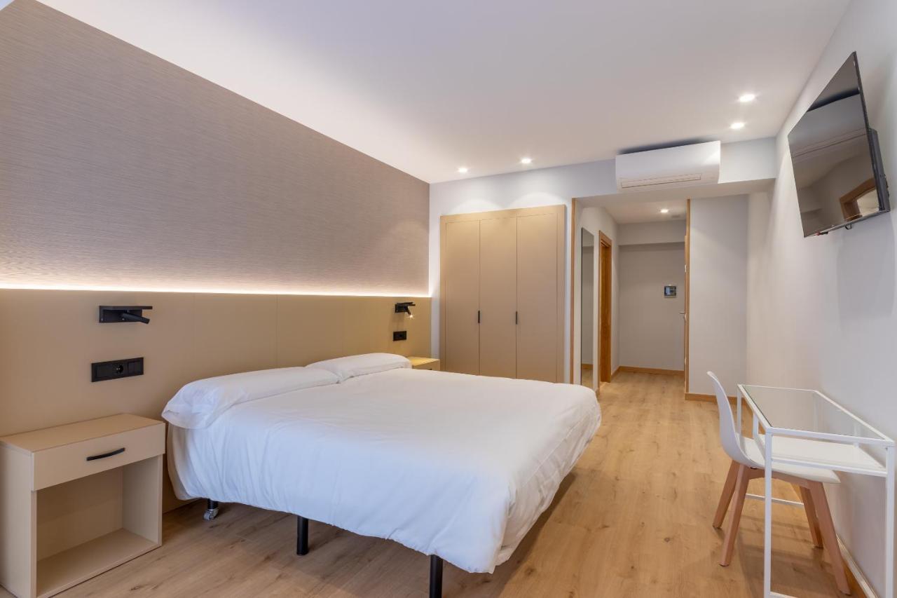 Eightrooms La Rioja Pension Λογκρόνο Εξωτερικό φωτογραφία